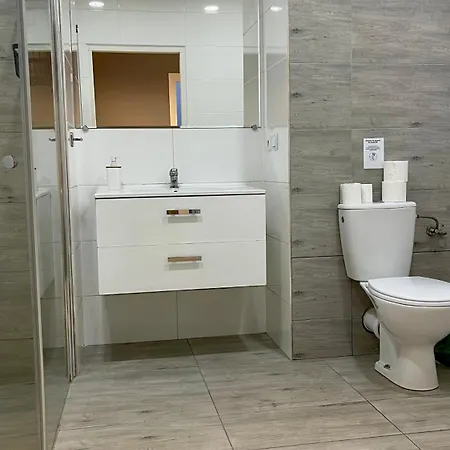 Ela Bed & Breakfast 4*