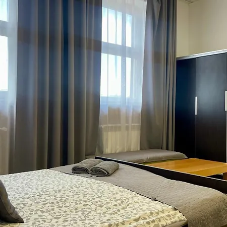 فندق مبيت وإفطار Ela