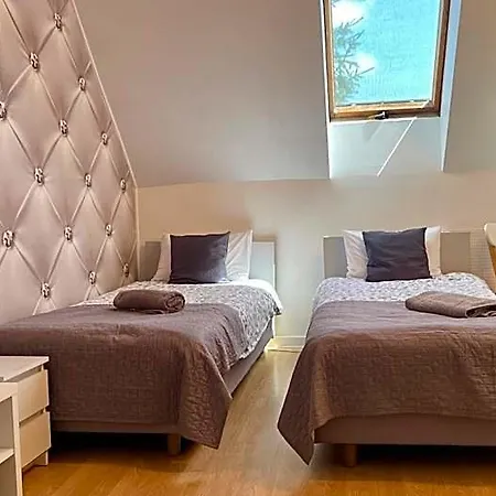 Ela Bed & Breakfast