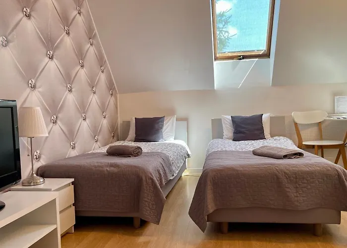 فندق مبيت وإفطار Ela