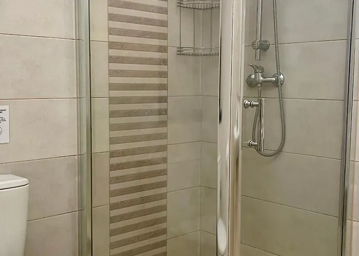 Ela Nocleg ze śniadaniem 4*