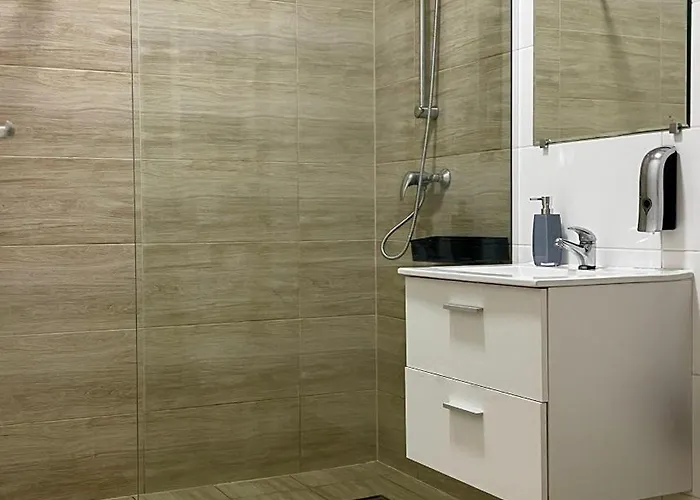 فندق مبيت وإفطار Ela 4*