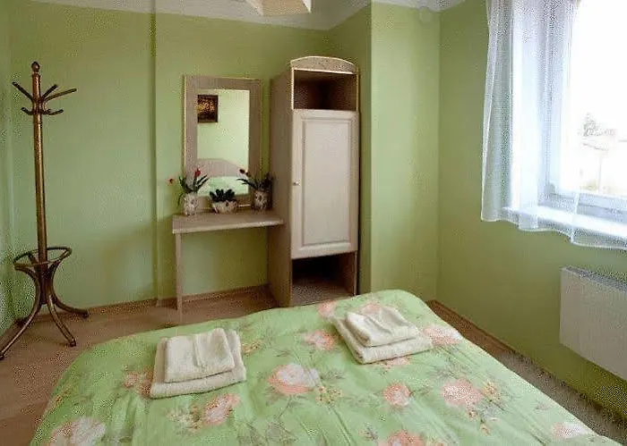 فندق مبيت وإفطار Ela 4*